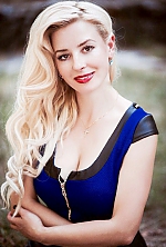 Ukrainian mail order bride Svetlana from Kiev with blonde hair and hazel eye color - image 6