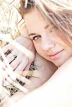 Ukrainian mail order bride Valentina from Kiev with light brown hair and green eye color - image 4