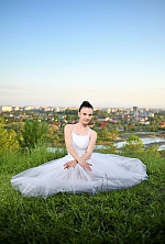 Ukrainian mail order bride Julia from Ivano-Frankivsk with brunette hair and brown eye color - image 3