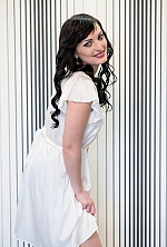 Ukrainian mail order bride Elena from Voznesensk with black hair and blue eye color - image 6