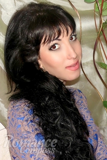 Ukrainian mail order bride Tatiana from Nikolaev with black hair and brown eye color - image 1