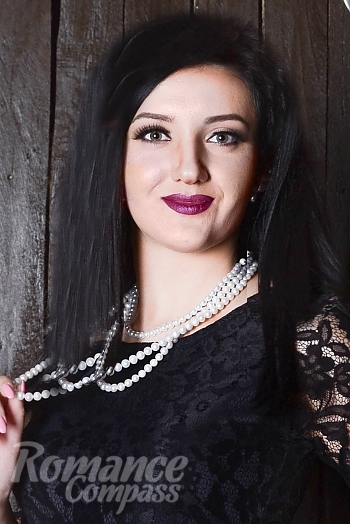 Ukrainian mail order bride Aleksandra from Lugansk with black hair and brown eye color - image 1