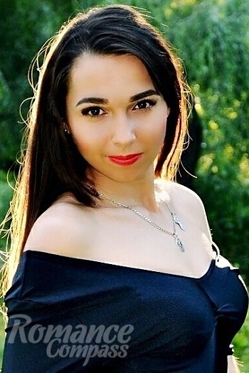 Ukrainian mail order bride Olga from Nikolaev with brunette hair and brown eye color - image 1