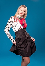 Ukrainian mail order bride Nataliya from Poltava with blonde hair and green eye color - image 5