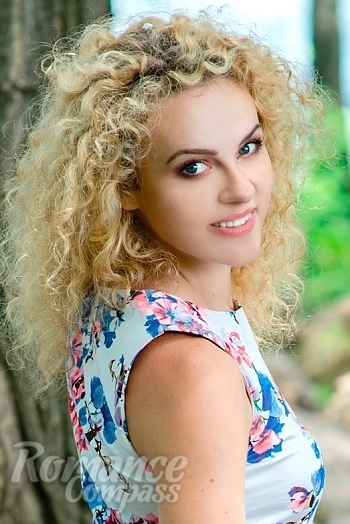 Ukrainian mail order bride Anastasiya from Cherkassy with blonde hair and grey eye color - image 1