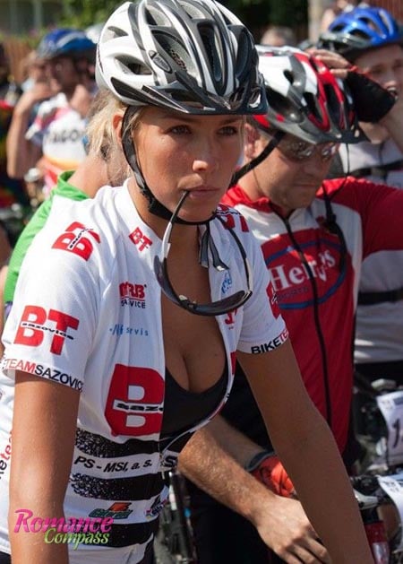 10 Hottest Female Cyclists In The World