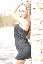 Ukrainian mail order bride Katti from Nikolaev with blonde hair and blue eye color - image 2