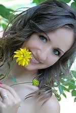 Ukrainian mail order bride Anna from Kropyvnytskyi with light brown hair and green eye color - image 9