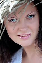 Ukrainian mail order bride Viktoriya from Kiev with light brown hair and blue eye color - image 3
