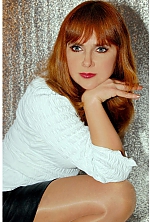 Ukrainian mail order bride Tatyana from Lugansk with red hair and grey eye color - image 2