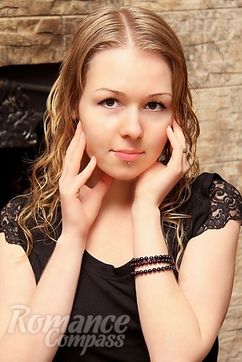 Ukrainian mail order bride Alyona from Nikolaev with blonde hair and brown eye color - image 1