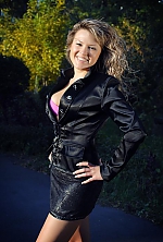 Ukrainian mail order bride Irina from Alchevsk with light brown hair and hazel eye color - image 3