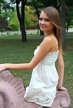 Ukrainian mail order bride Alena from Nikolaev with blonde hair and green eye color - image 2