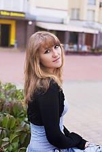 Ukrainian mail order bride Julia from Kiev with light brown hair and brown eye color - image 4