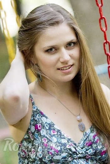 Ukrainian mail order bride Aleksandra from Poltava with blonde hair and green eye color - image 1