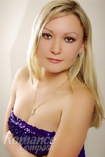 Ukrainian mail order bride Olya from Nikolaev with blonde hair and grey eye color - image 1