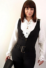Ukrainian mail order bride Irina from Nikolaev with black hair and black eye color - image 3