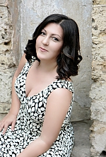 Ukrainian mail order bride Movchan from Kherson with brunette hair and brown eye color - image 4
