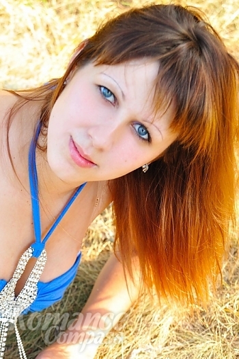 Ukrainian mail order bride Nataliya from Cherkassy with brunette hair and grey eye color - image 1
