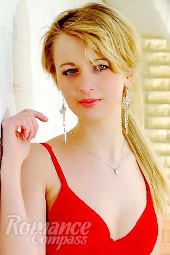 Ukrainian mail order bride Elena from Cherkassy with blonde hair and green eye color - image 1