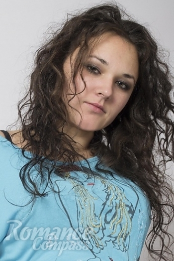 Ukrainian mail order bride Natalia from Nikopol with light brown hair and brown eye color - image 1