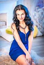 Ukrainian mail order bride Anastasia from Rubezhnoe with black hair and blue eye color - image 10