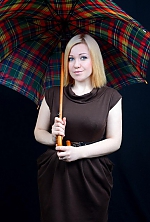 Ukrainian mail order bride Nastia from kherson with blonde hair and blue eye color - image 2