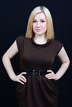 Ukrainian mail order bride Nastia from kherson with blonde hair and blue eye color - image 3