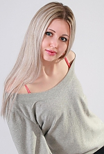 Ukrainian mail order bride Julie from Lutugino with blonde hair and blue eye color - image 4