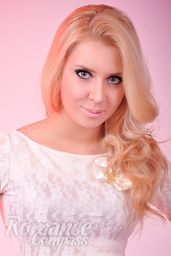 Ukrainian mail order bride Anastasia from Lugansk with blonde hair and blue eye color - image 1