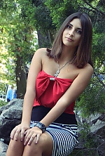 Ukrainian mail order bride Inna from Kherson with brunette hair and brown eye color - image 3