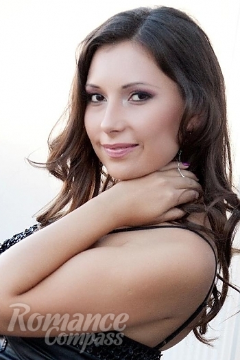 Ukrainian mail order bride Lyudmila from Poltava with brunette hair and hazel eye color - image 1