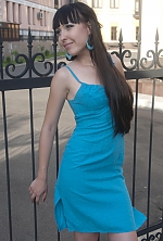 Ukrainian mail order bride Elena from Kiev with brunette hair and green eye color - image 3