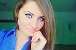 Ukrainian mail order bride Snezhana from Voznesensk with brunette hair and green eye color - image 3