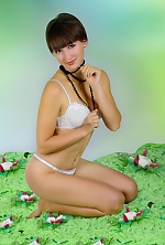Ukrainian mail order bride Ludmila from Cherkassy with brunette hair and brown eye color - image 2