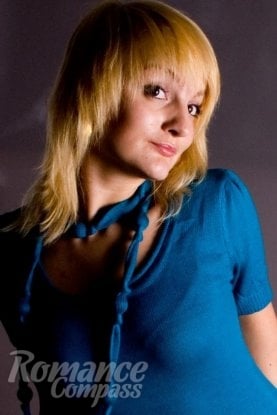 Ukrainian mail order bride Alina from Kharkov with blonde hair and hazel eye color - image 1