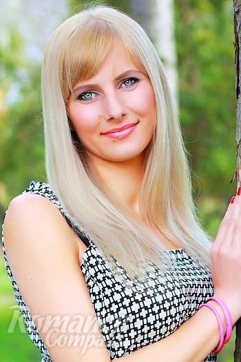 Ukrainian mail order bride Olga from Odessa with blonde hair and green eye color - image 1