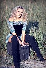 Ukrainian mail order bride Anna from Cherkassy with blonde hair and green eye color - image 4