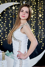 Ukrainian mail order bride Alla from Nikolaev with light brown hair and brown eye color - image 13