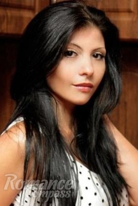 Ukrainian mail order bride Julia from Kherson with black hair and black eye color - image 1