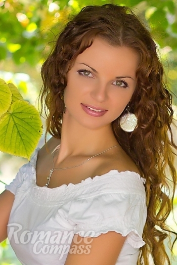 Ukrainian mail order bride Marina from Nikolaev with light brown hair and green eye color - image 1