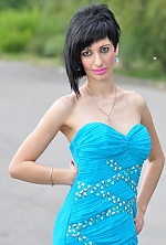 Ukrainian mail order bride Daria from Nikolaev with black hair and black eye color - image 2