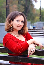Ukrainian mail order bride Elena from Nikolaev with light brown hair and green eye color - image 6