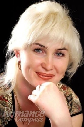 Ukrainian mail order bride Karolina from Nikolaev with blonde hair and grey eye color - image 1