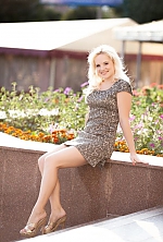 Ukrainian mail order bride Tatiana from Poltava with blonde hair and green eye color - image 4