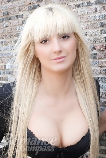 Ukrainian mail order bride Veronika from Sevastopol with blonde hair and hazel eye color - image 1