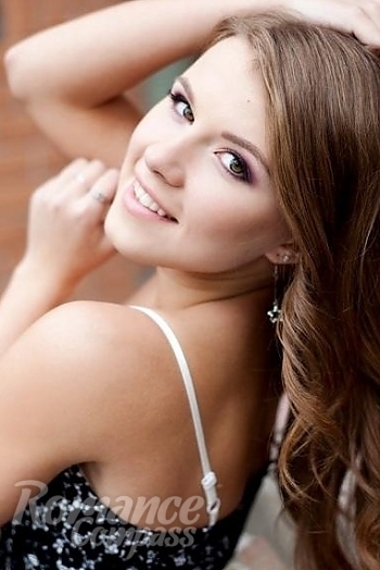 Ukrainian mail order bride Marina from Poltava with light brown hair and green eye color - image 1