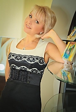 Ukrainian mail order bride Tatiana from Poltava with blonde hair and green eye color - image 3