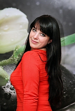 Ukrainian mail order bride Larisa from Gulyaipole with black hair and green eye color - image 2