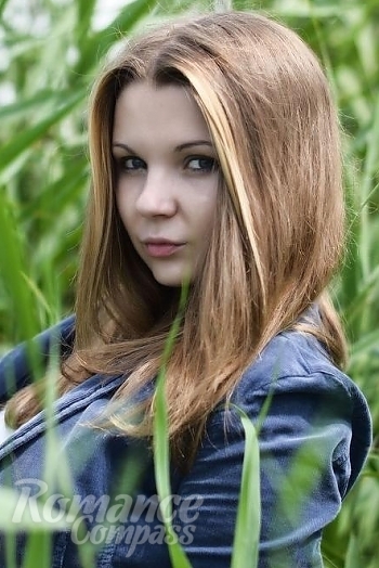 Ukrainian mail order bride Polina from Nikolaev with light brown hair and grey eye color - image 1